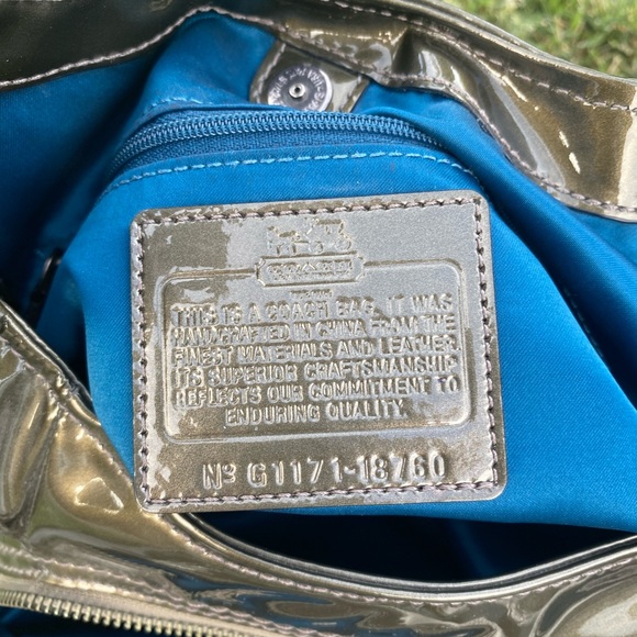 Coach purse - Picture 7 of 9